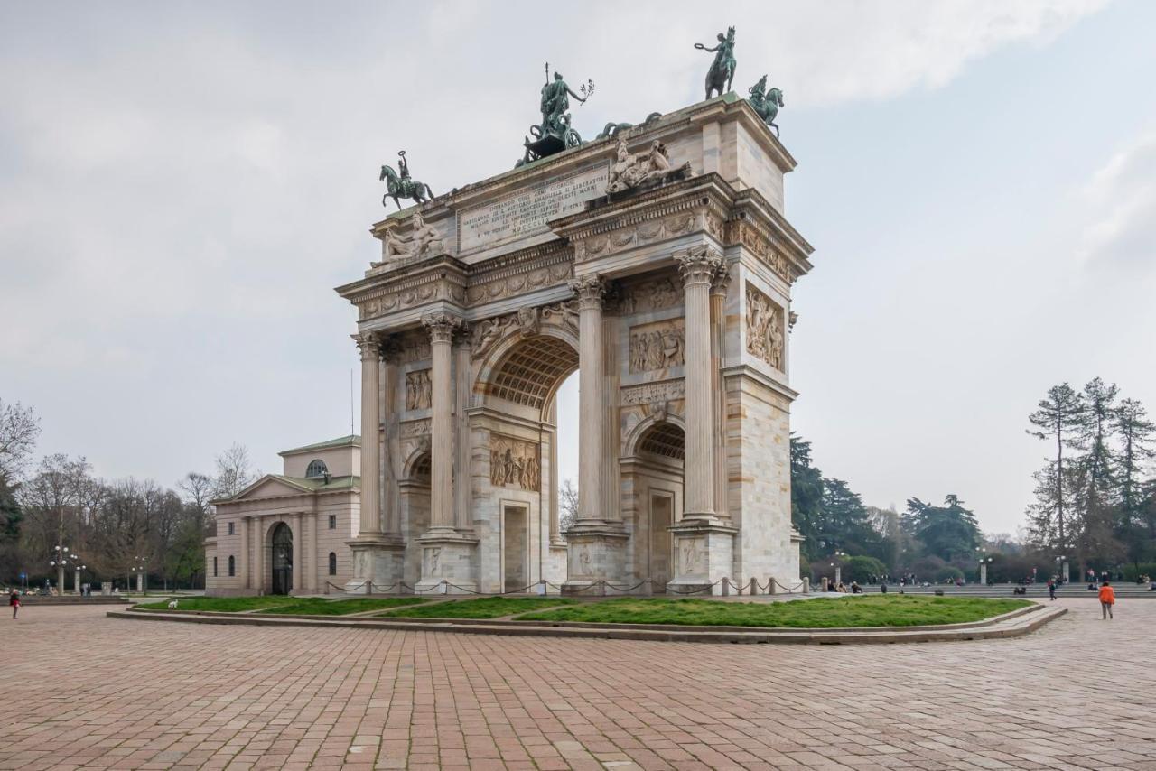 Luxury Apartment Near Arco Della Pace Guerrazzi 9 Milan Luaran gambar